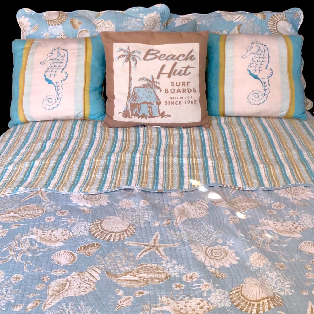 C&F Home Natural Shells Full/Queen Comforter Set🐚